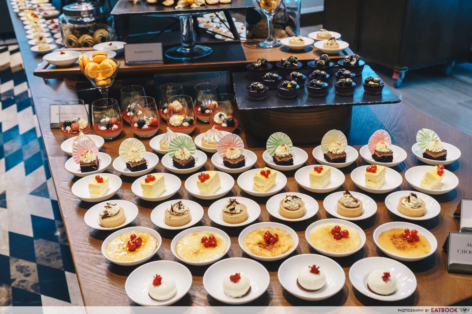 15 Stamford by Alvin Leung - Dessert Spread