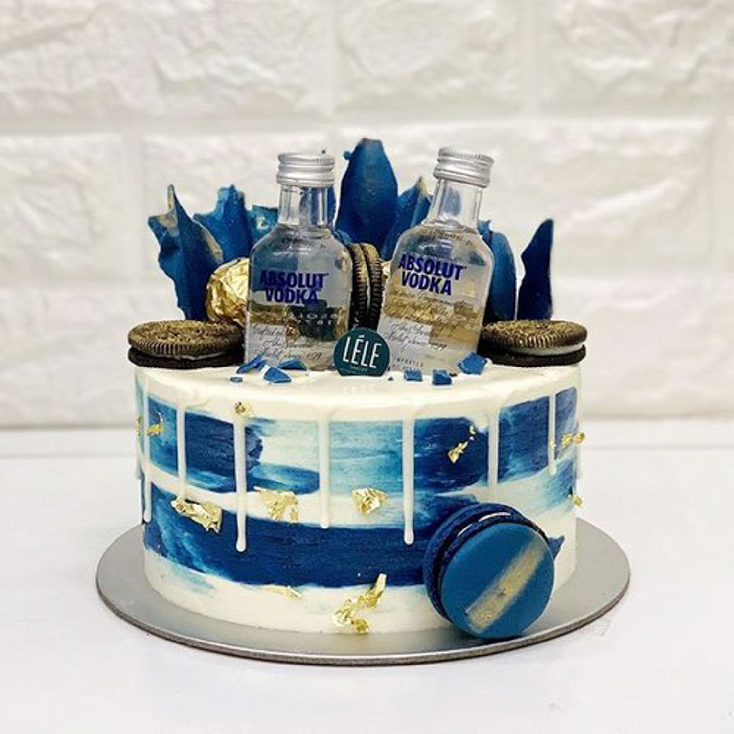 Birthday Cake Shops - LÉLE Bakery