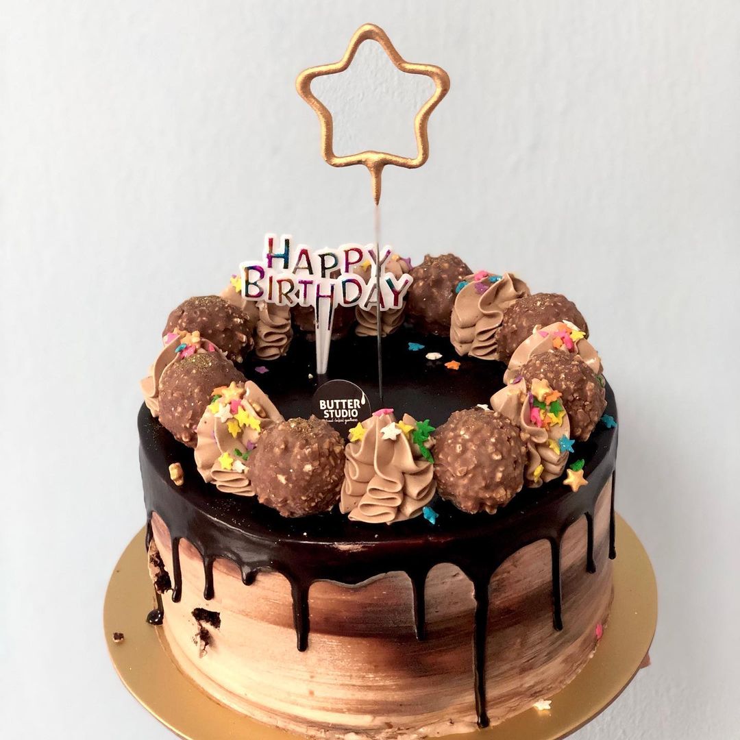 Customised Cakes In Singapore - 11 Bakeries To Get It From