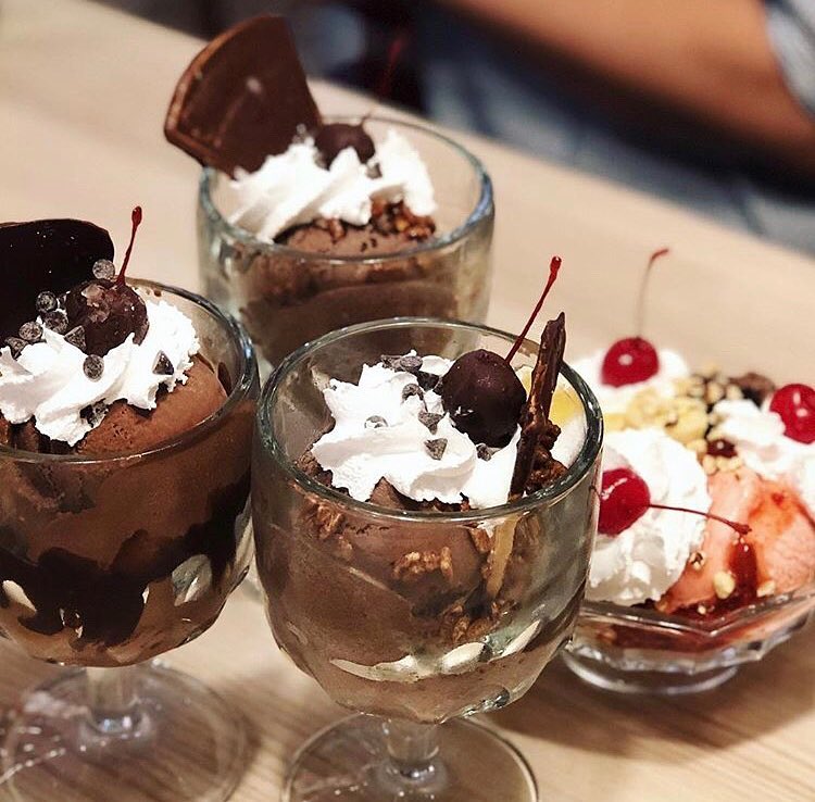 Swensen's Valentine's Sundae Promo - Sticky Chewy Chocolate Sundae