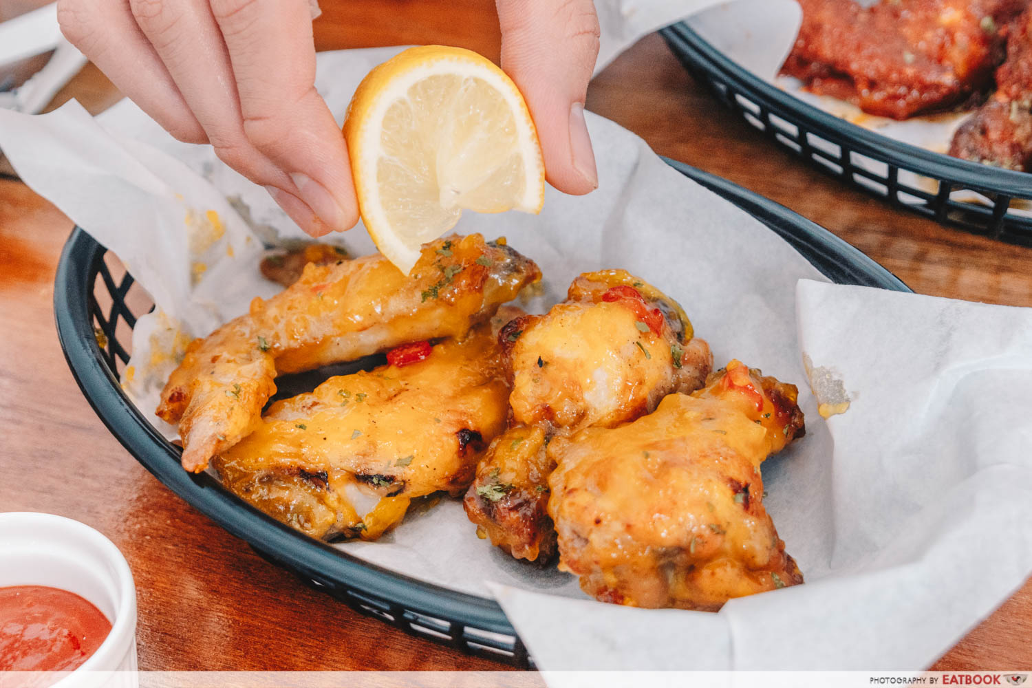 E1 Wingz - Zesty orange wings lemon squeeze