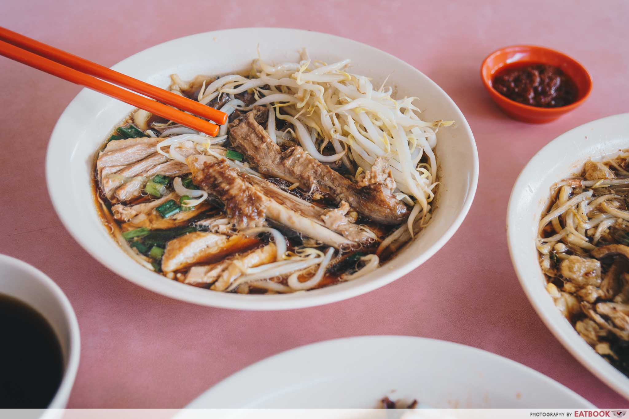 Heng Huat - Duck Noodles with soup, gizzard and duck wing