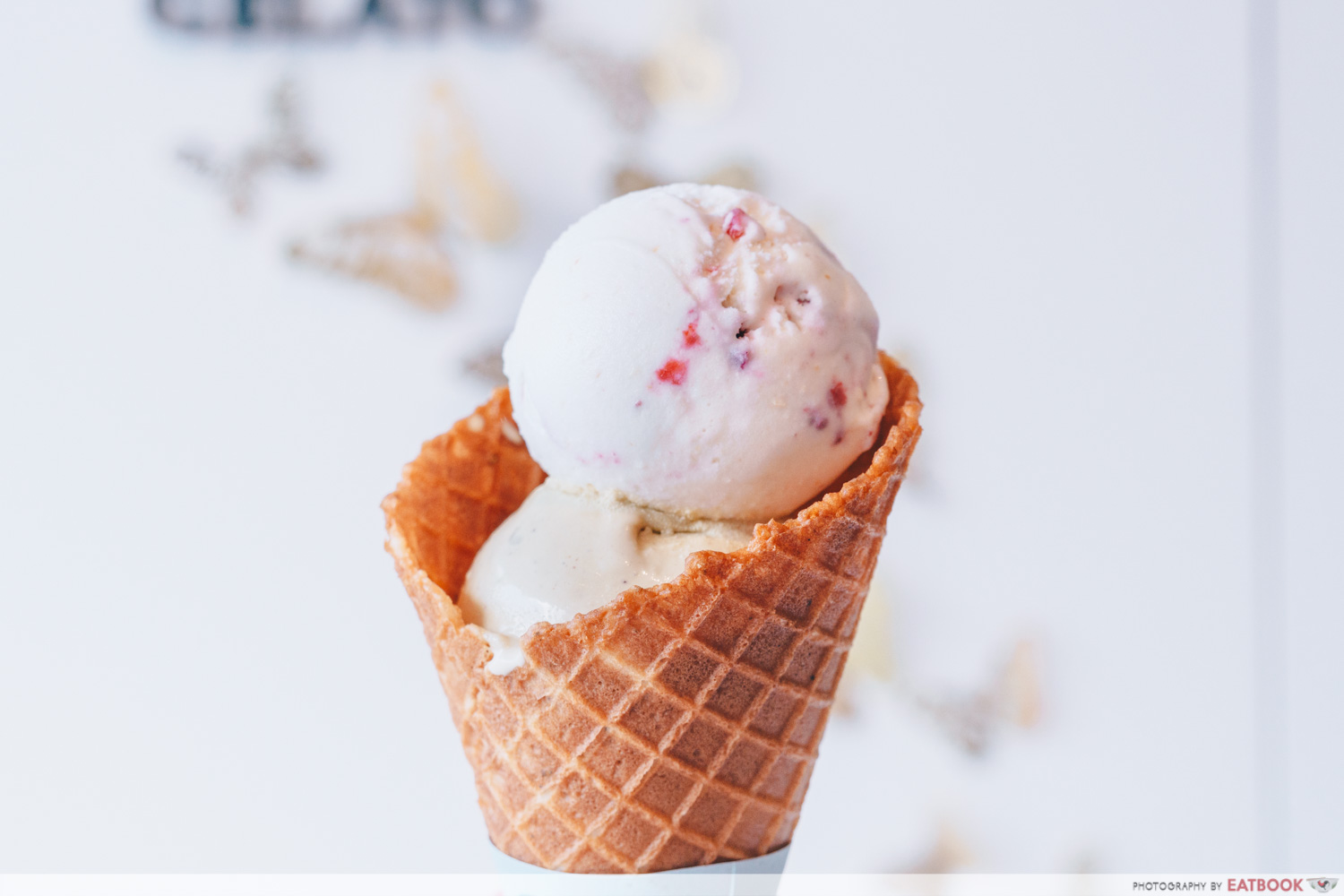 Monarchs & Milkweed Gelato - Ispahan