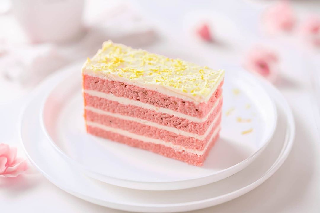 Starbucks Peach Blossom - Raspberry Lemon Cake