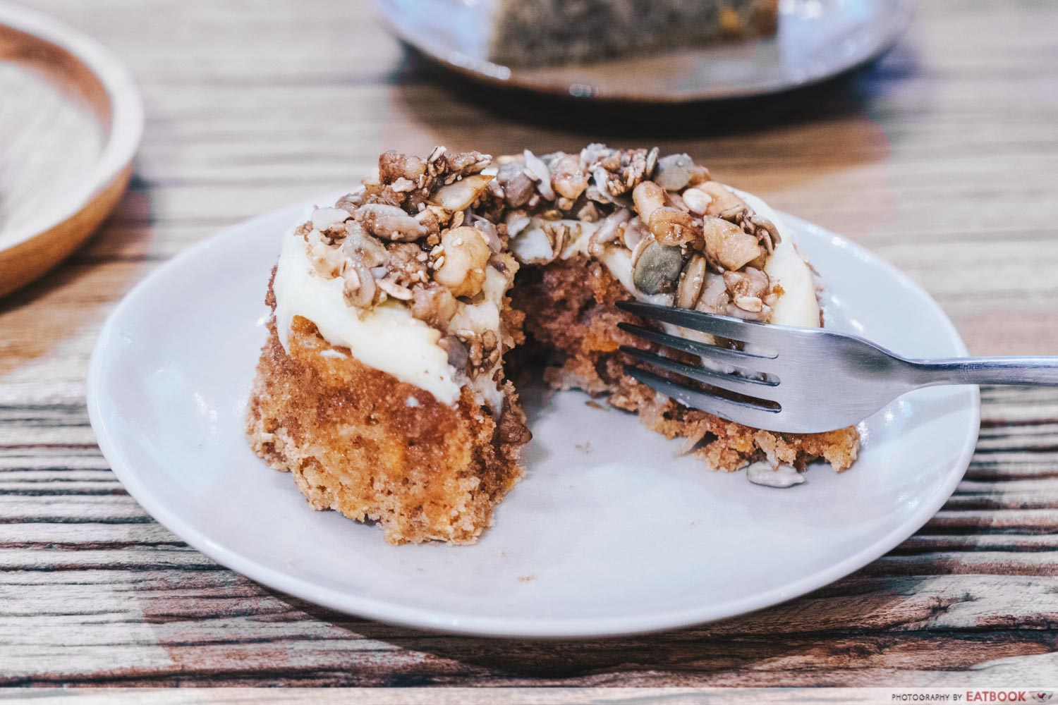 Die bessere Hälfte - Karotten-Walnuss-Teekuchen im Querschnitt