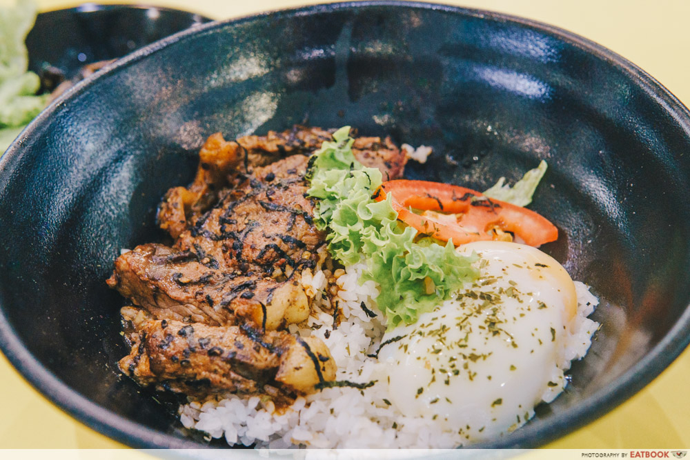 Bowl and Grill- Bowl and Grill - Teppanyaki steak with black pepper sauce intro shot