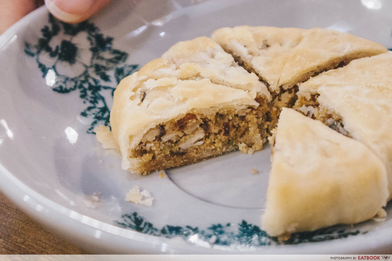 Chuan Ji Bakery Hainanese Delicacies - Hainanese Flaky Biscuit Cross section