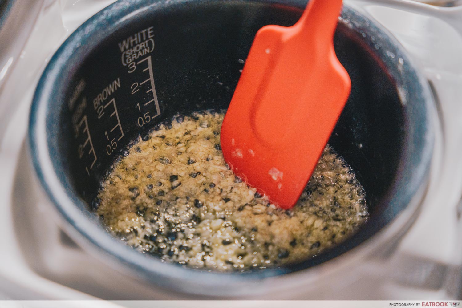 rice cooker mentaiko mac and cheese - garlic and shallots