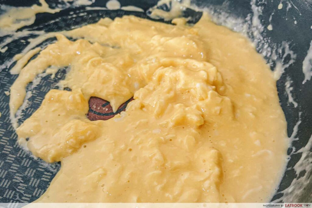 Easy scrambled egg recipes creamy in pan