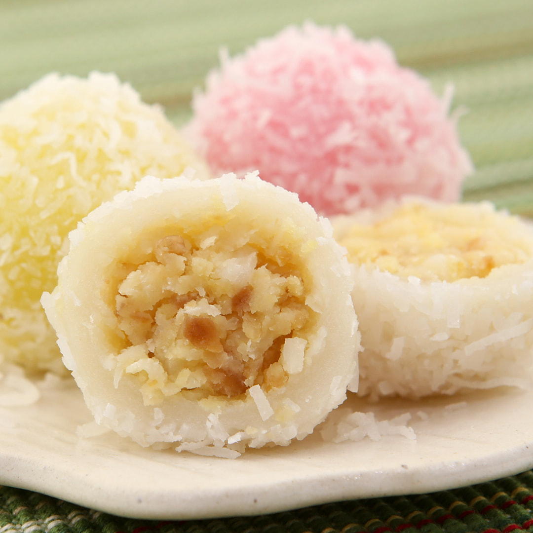 No-Bake Asian Desserts - Banh Bao Chi Close up