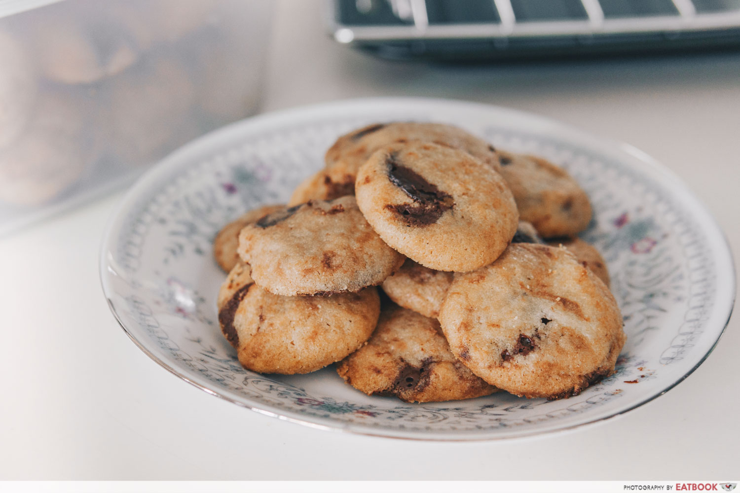 Recipes Famous Dishes - Famous Amos Cookies