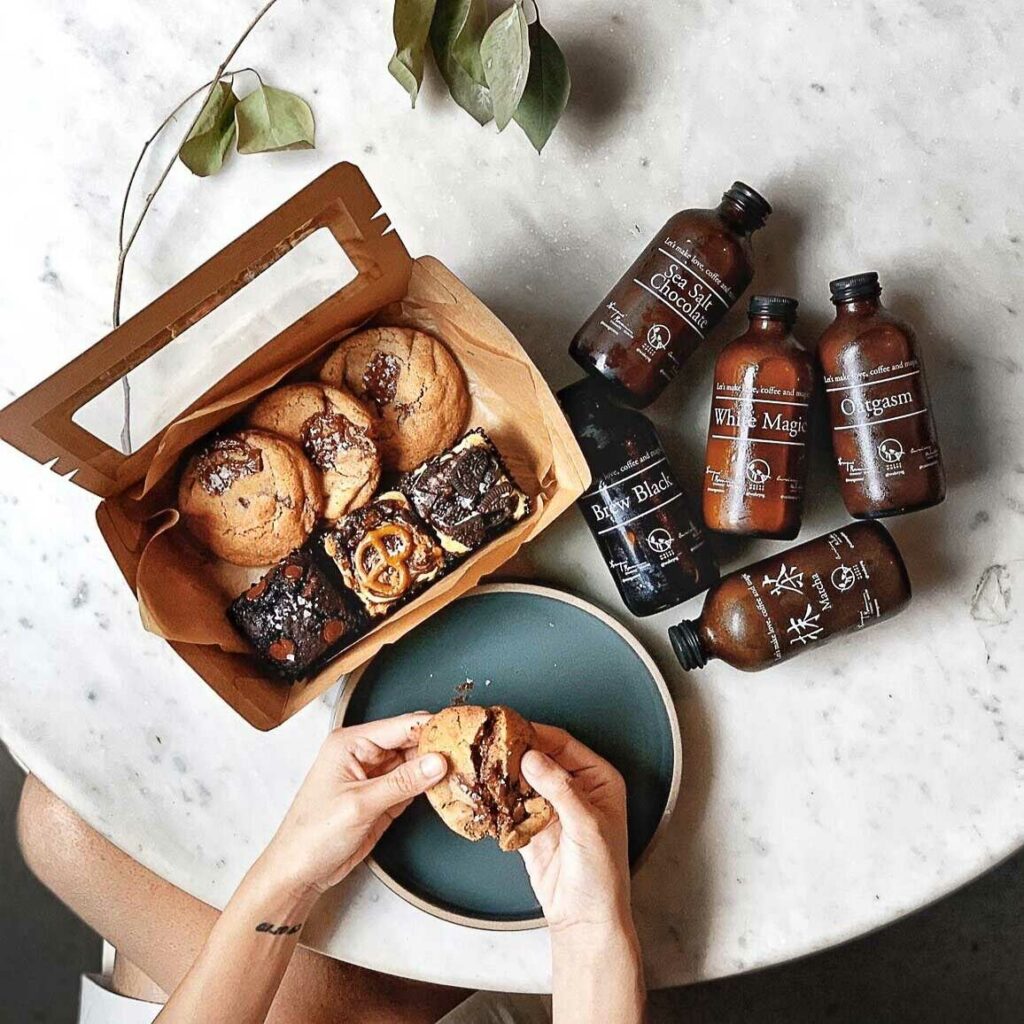 25 Dessert Box Delivery Services For Beautiful Baked Goods From Home Bakers