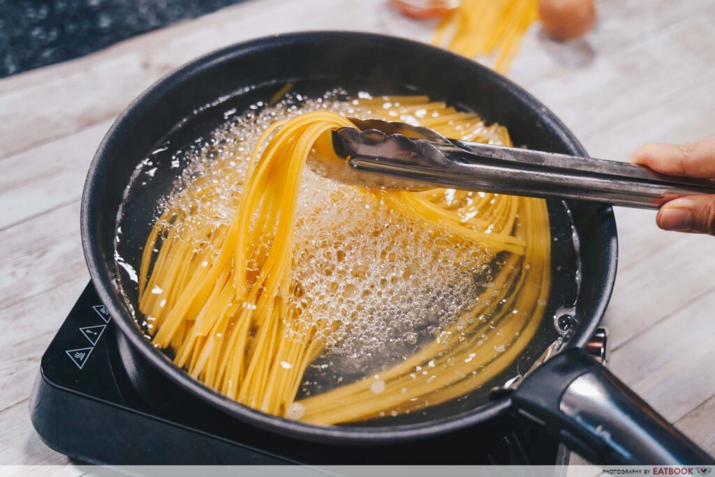 One-Pan Sriracha Pasta cooking pasta