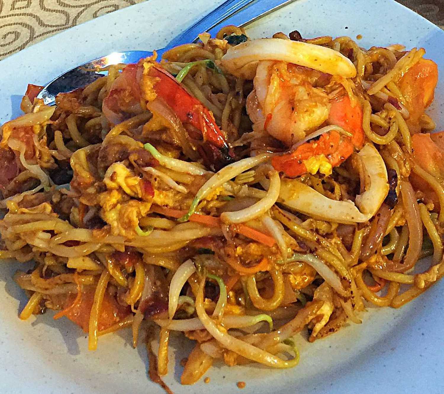 Free Crab Porridge - seafood mee goreng