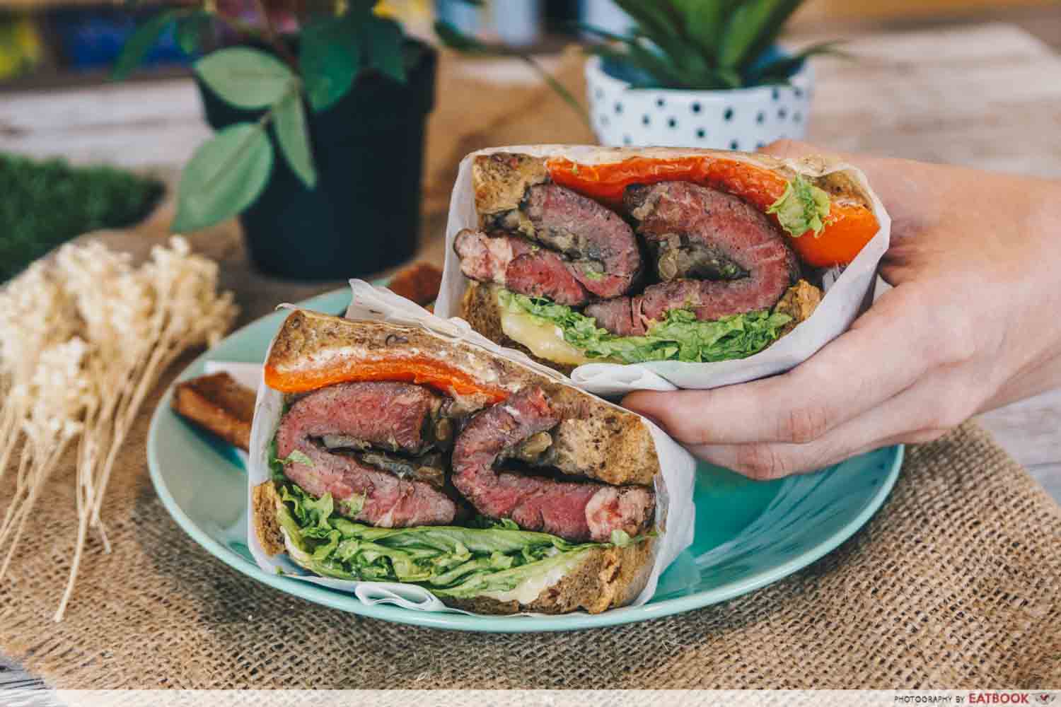 Manpaku Steak Sandwich