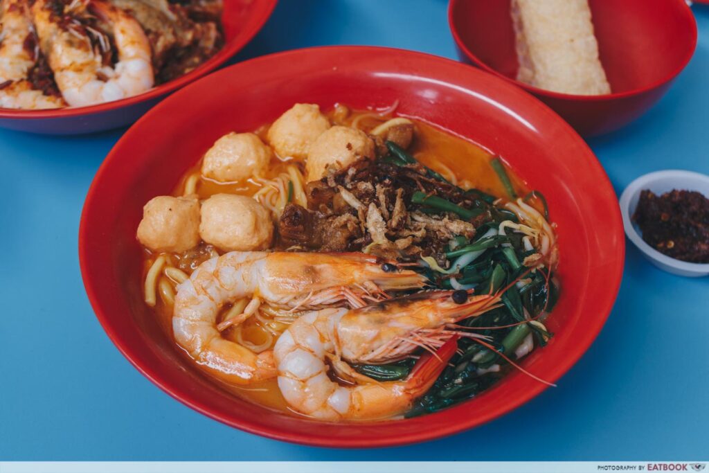 One Prawn Noodle prawn noodle soup with prawn ball