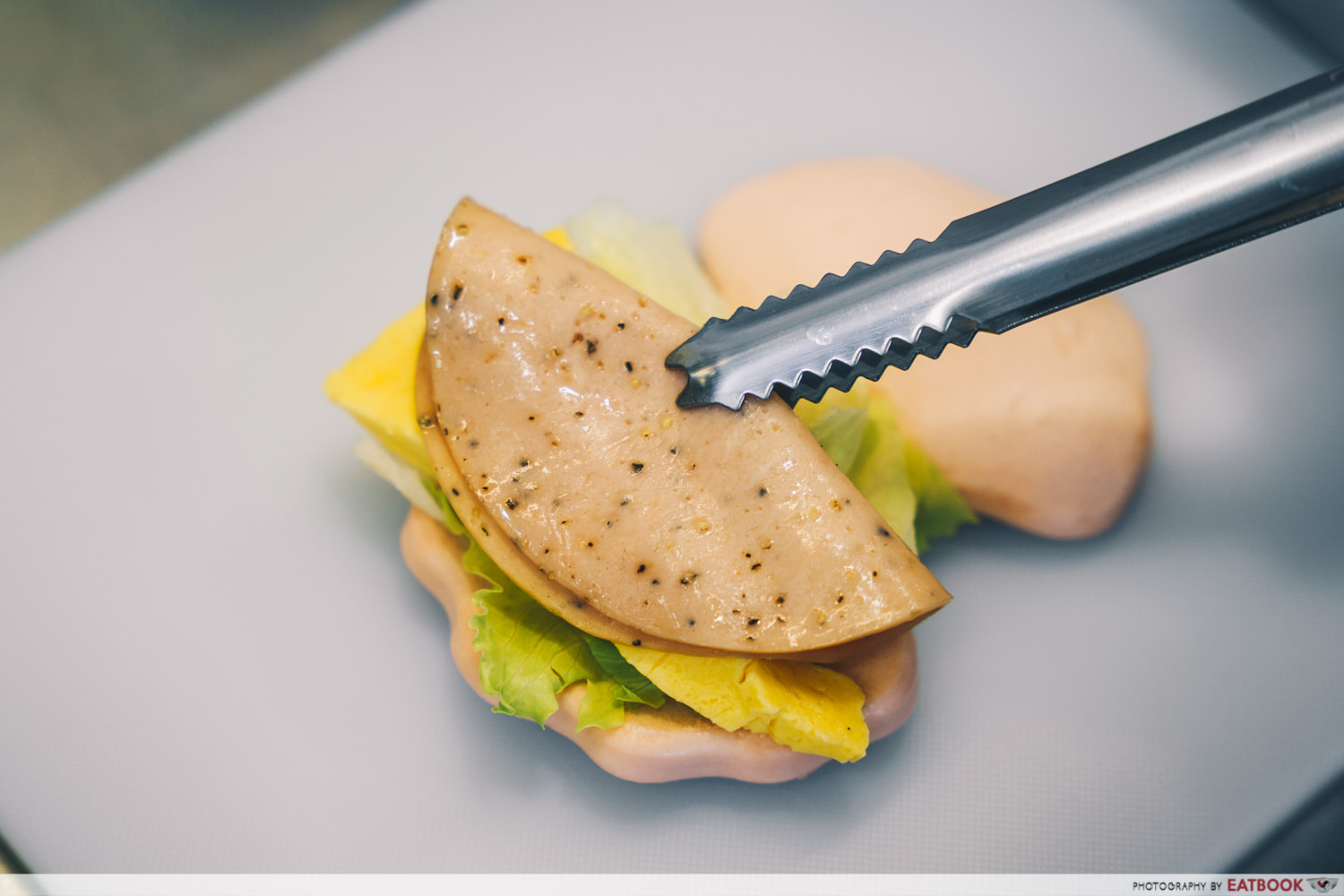 Black Pepper Chicken Bao