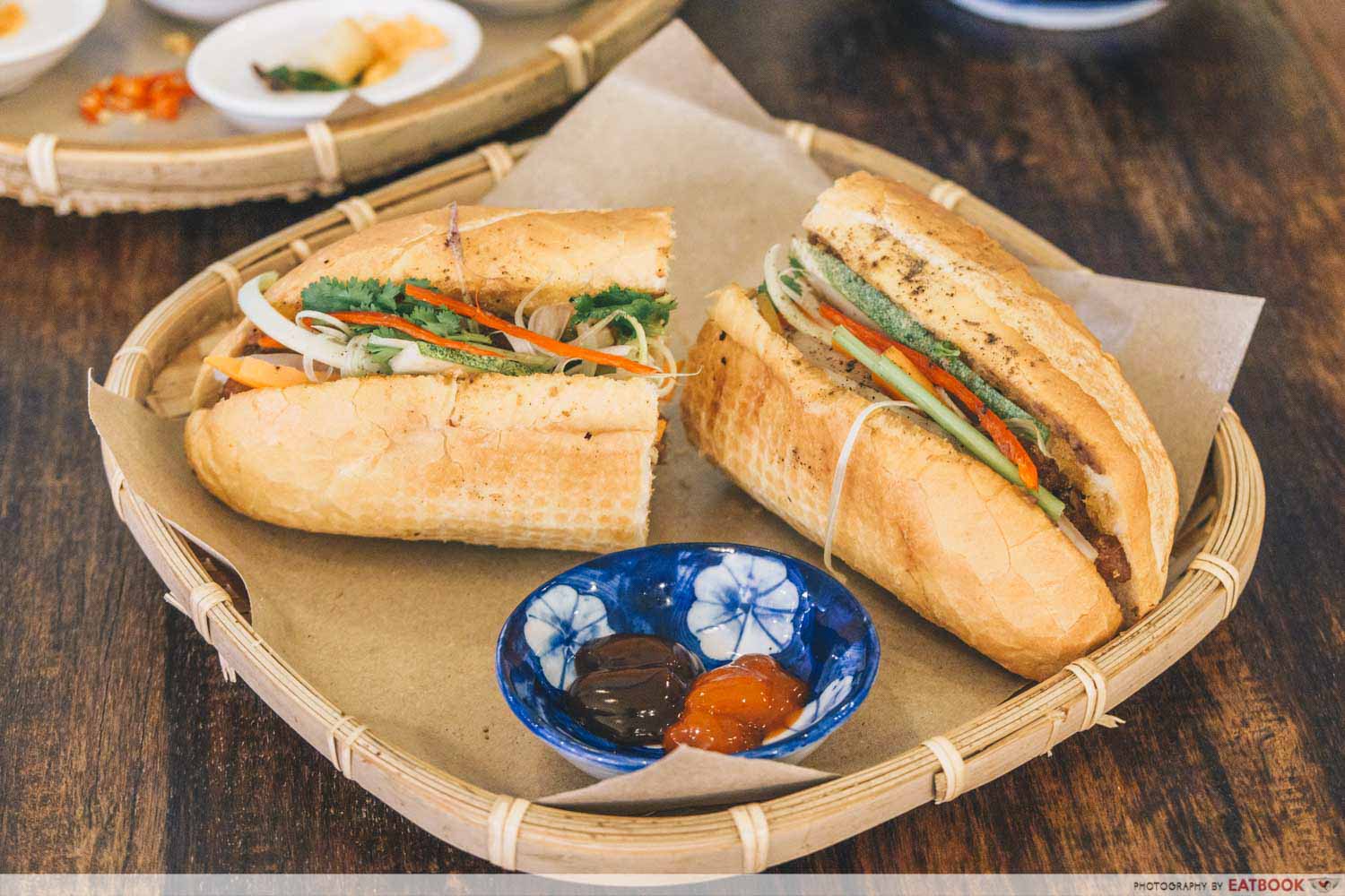 Co Chung - banh mi