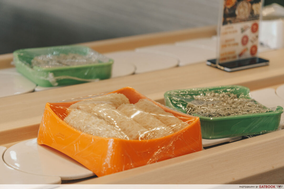 Ma Ma Spin Pot Review GardenThemed Conveyor Belt Hot Pot At Woodlands