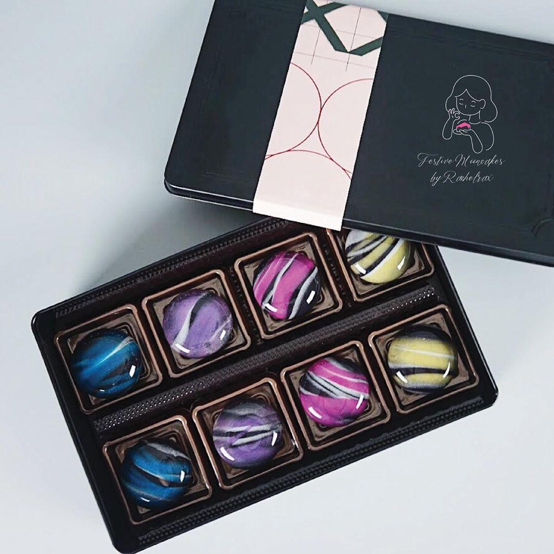 Rachelrax Galaxy Mooncakes