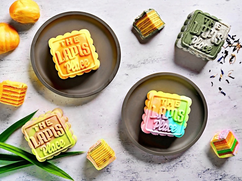 the lapis place rainbow mooncake