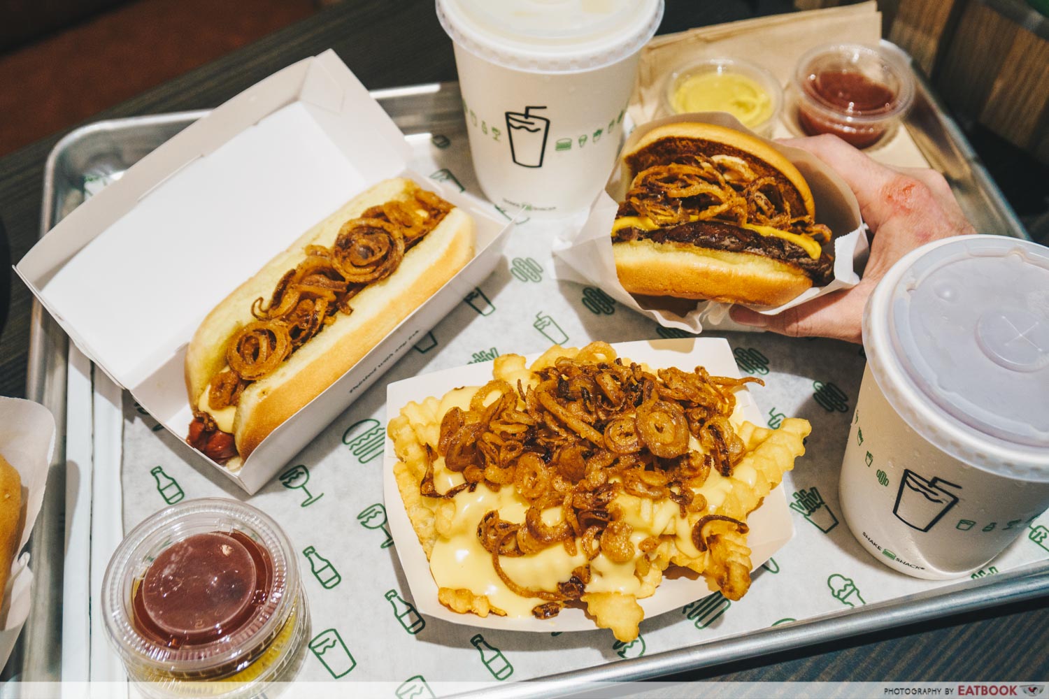 shake shack fried shallots burger suntec