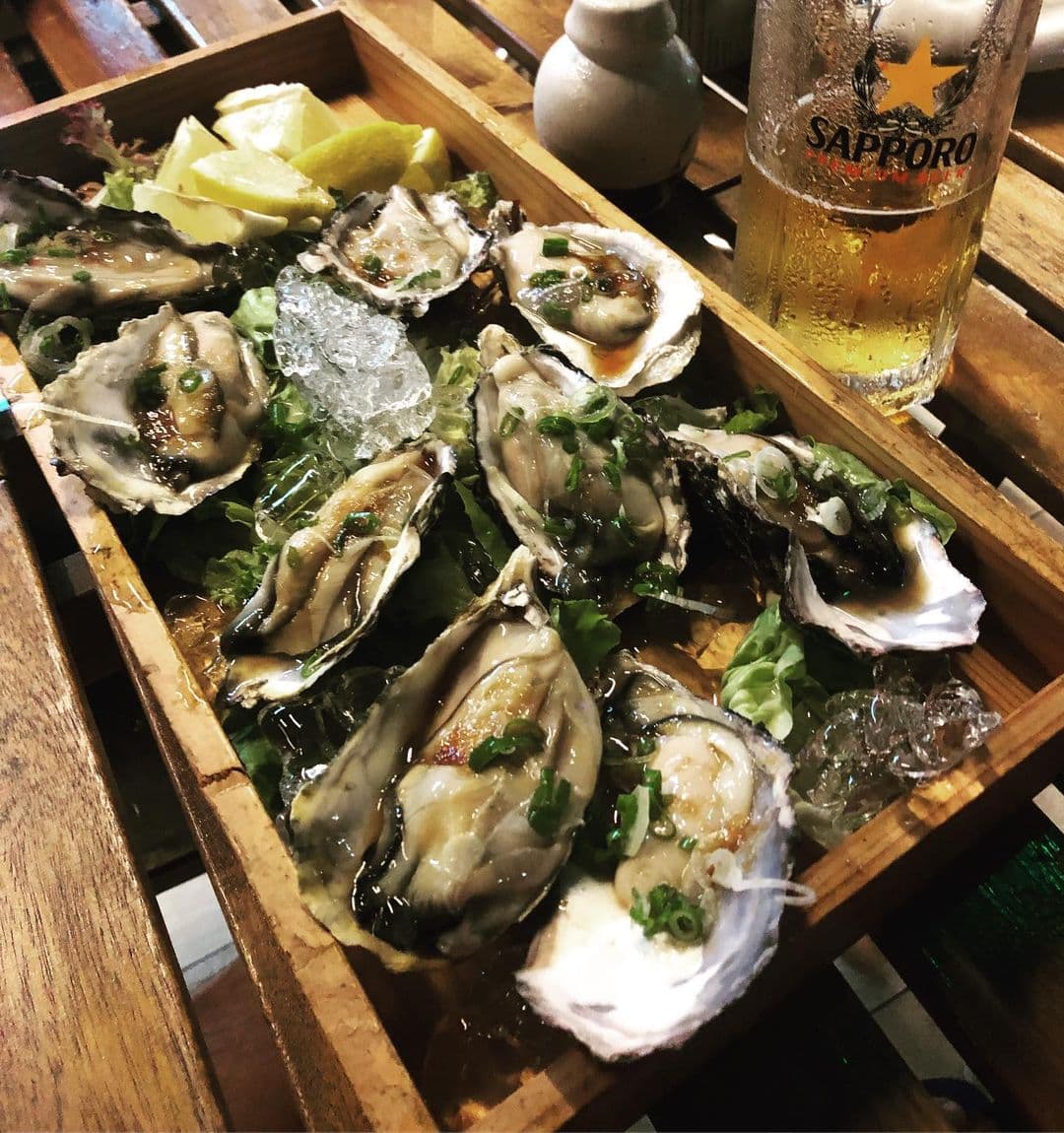 $2 Fresh Oysters