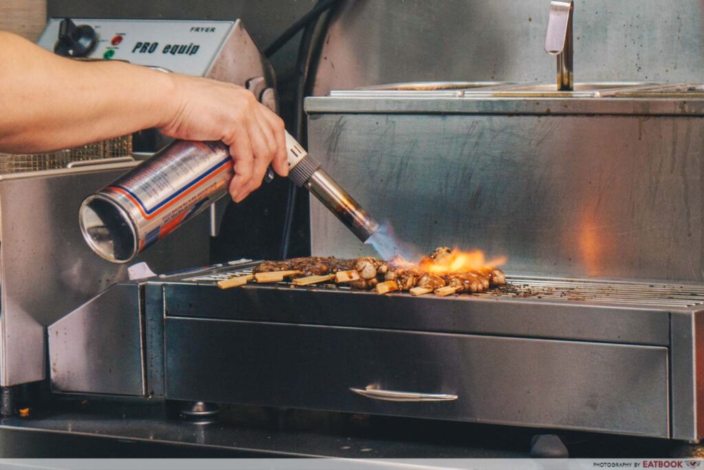 Pratunam Famous Chicken And Pork Leg Rice Review Thai Chicken Rice And