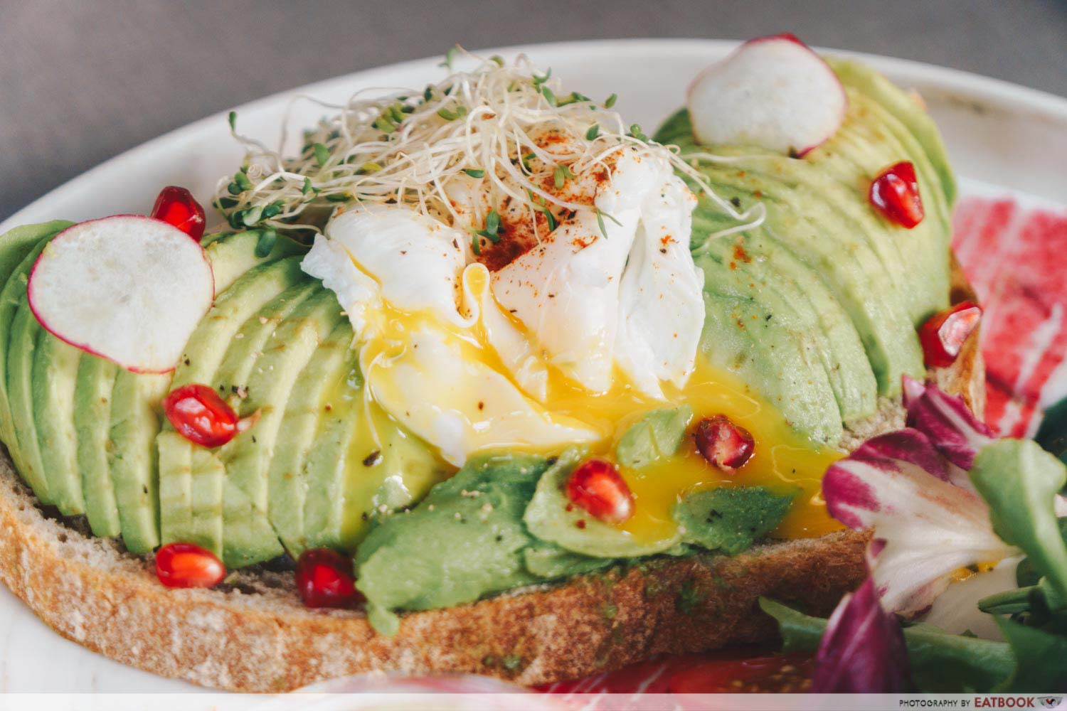 Cafe Coco - poached egg avocadotoast