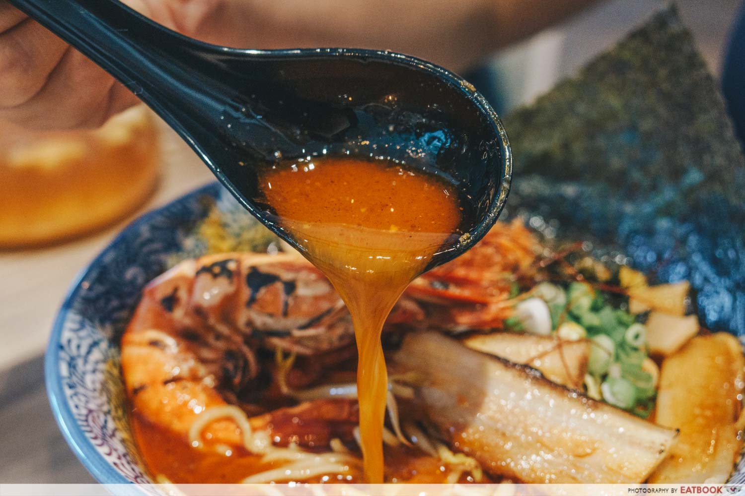 Menya Kanae - Tokusei Sapporo Ebi Tonkotsu Ramen soup