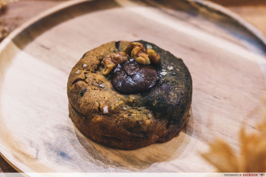 hojicha black sesame levain cookie the whisking well