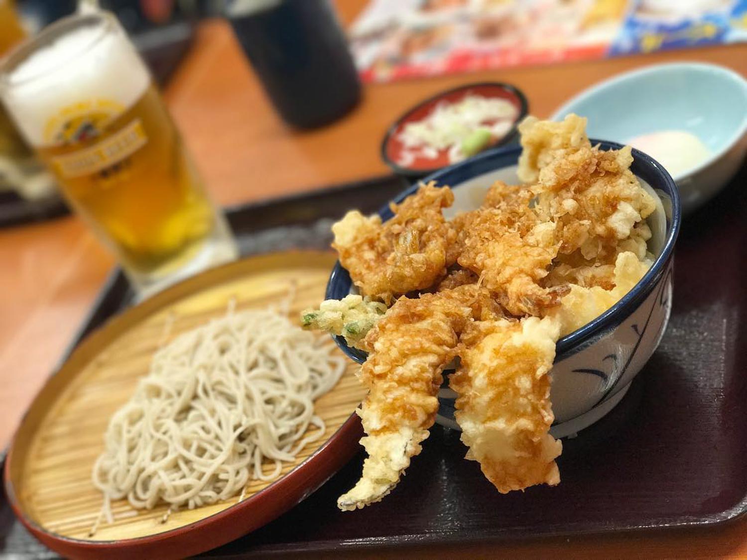 tempura tendon tenya - tempura with soba