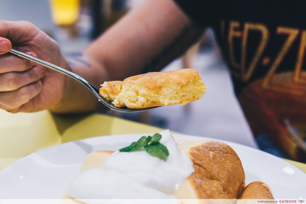 souffle pancake bite