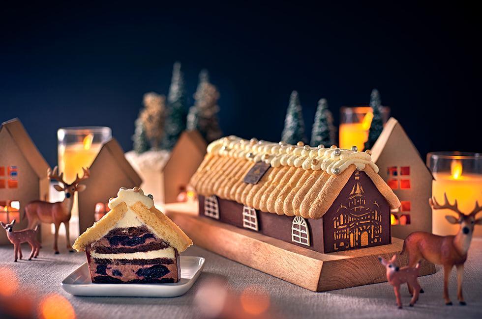 Christmas Holiday Cabin Log Cake