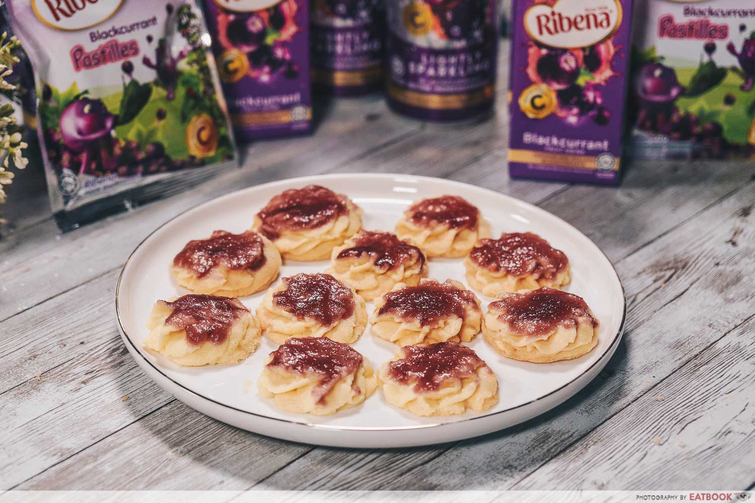 ribena pineapple glazed butter cookie