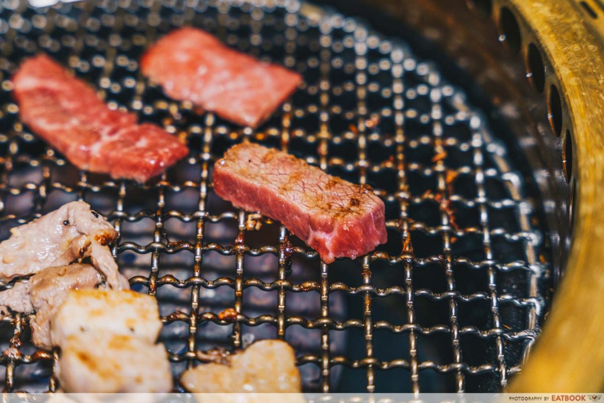 syohachi yakiniku tasting platter cooked