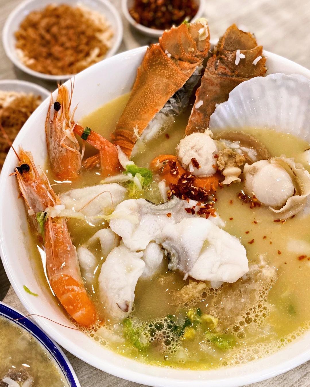 yu huang premium seafood soup