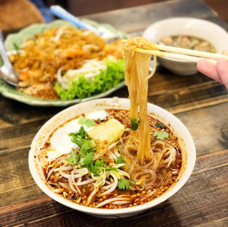 10 Boat Noodle Places In Singapore That Will Transport You To BKK