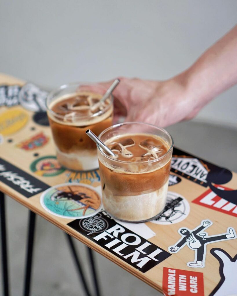 21 Best Coffee Cafes In Singapore, Including Local Roasters To Get