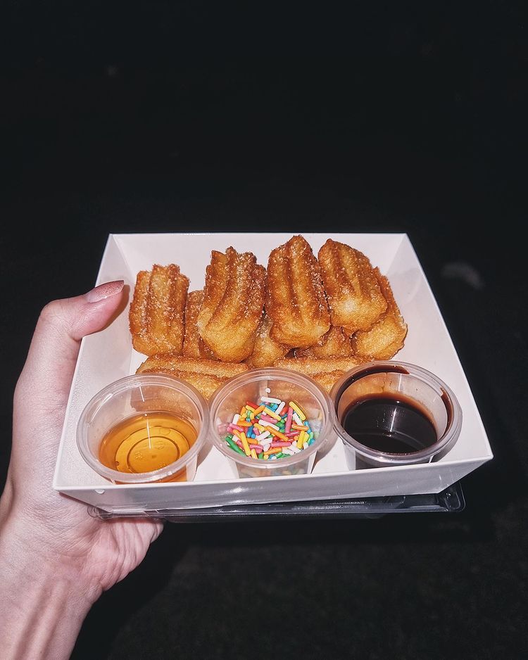 funan mall food - churros republic