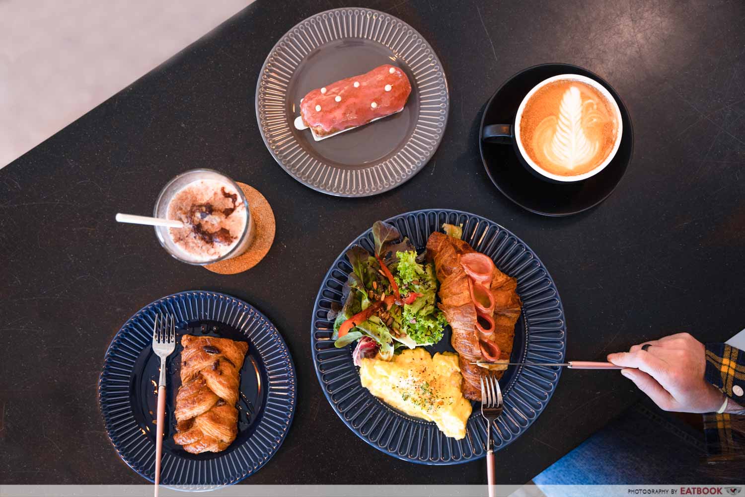 10 Korean Cafes In Singapore To Transport You To Sinsadong
