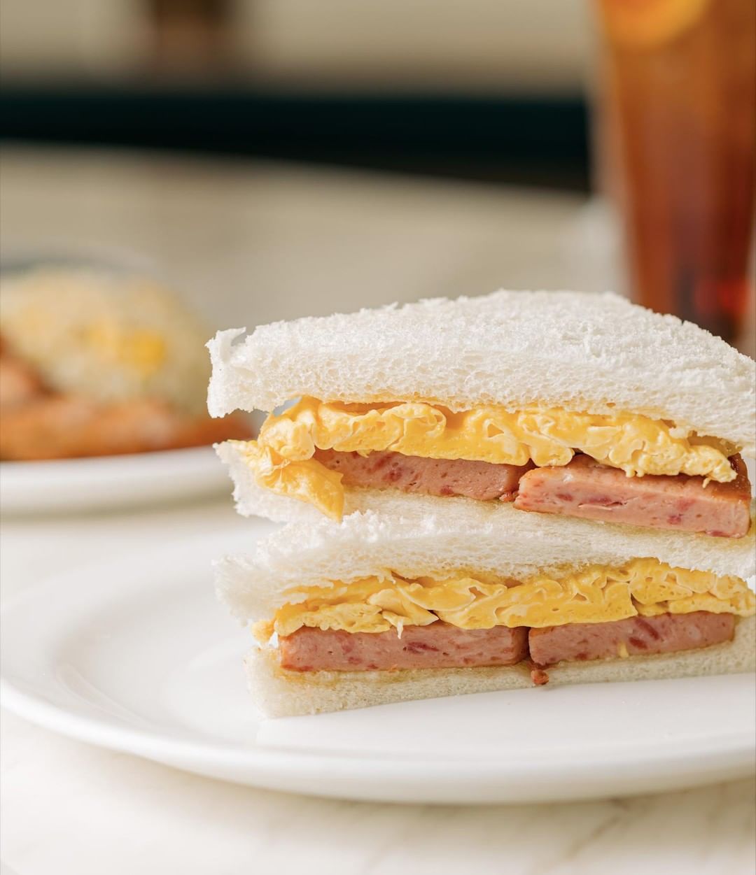 tsui wah luncheon meat egg sandwich