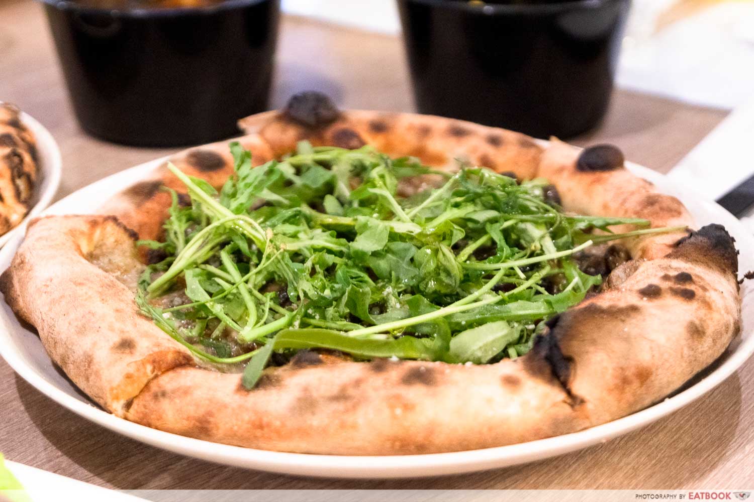 800° Woodfired kitchen - tartufo pizza