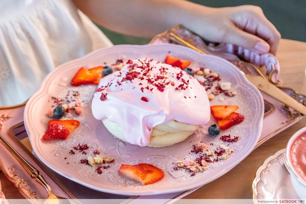 A Beautiful Day Review Pink Cafe With Bandung Souffle Pancakes And Red