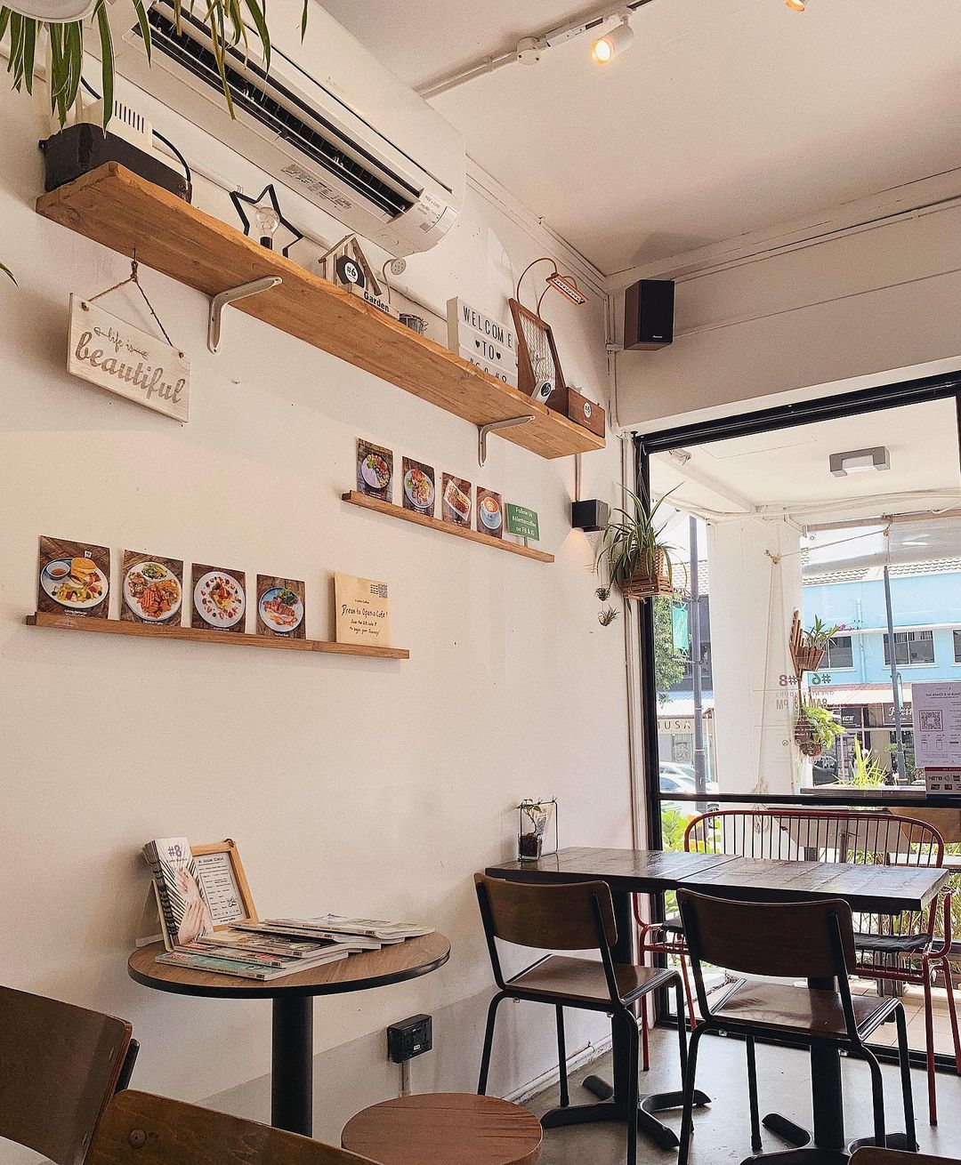 6 letter coffee cafes singapore studying working