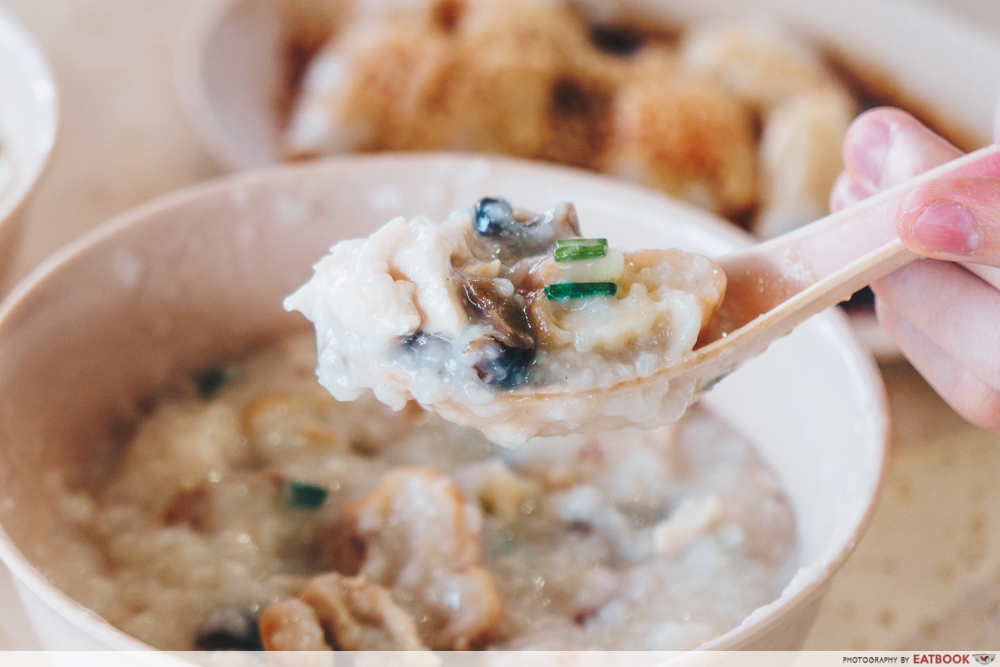 XIANG GANG XIN KOU WEI CHICKEN MUSHROOM PORRIDGE SPOON