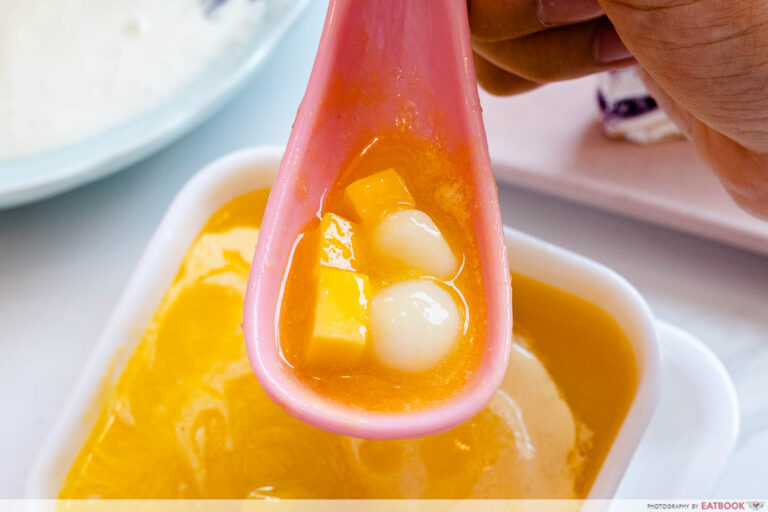 Smile Dessert Review Pink Cafe With Black Sesame Souffle Pancakes And