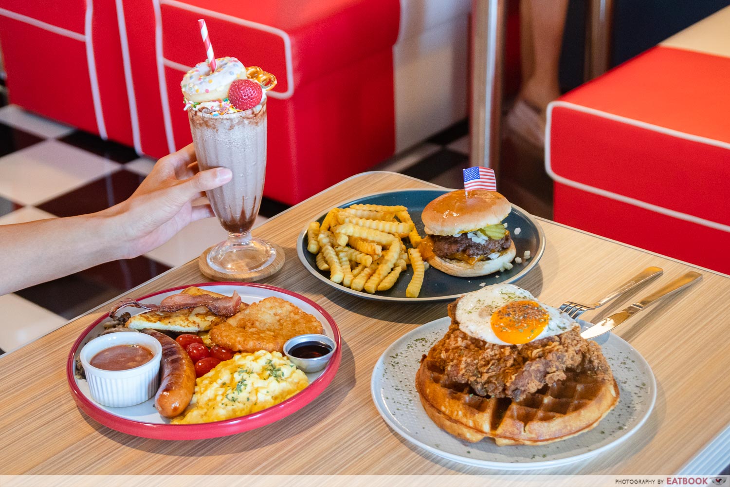 Joji S Diner Review Retro American Diner At Serangoon For Chicken Waffles And Burgers Under 12 90