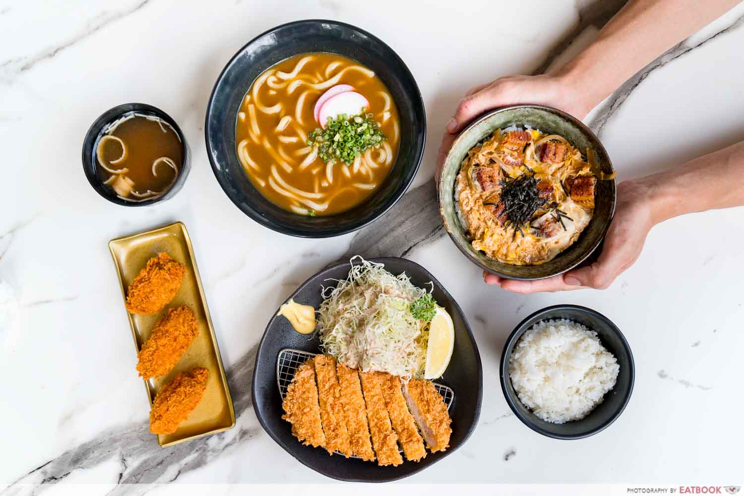 Maruhachi Donburi & Curry - flatlay