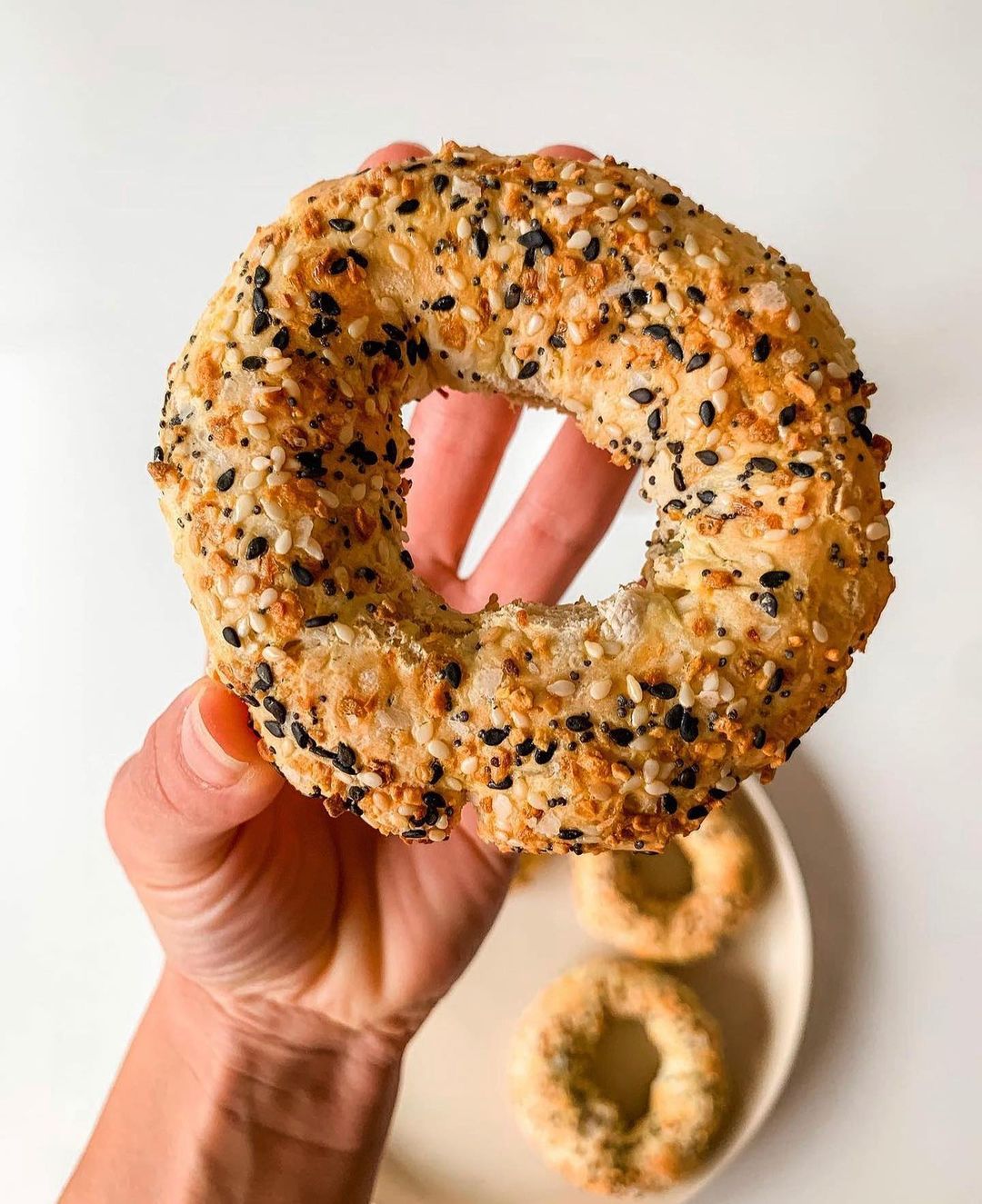 air fryer bagels